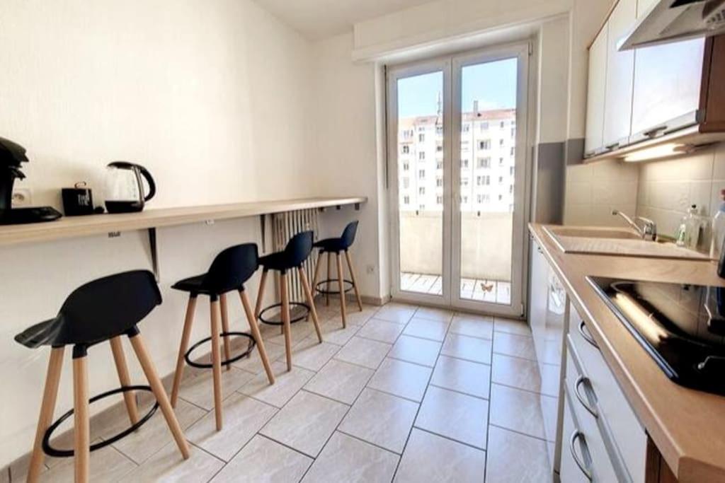 Chic - Proche Hypercentre - Renove - Lumineux Apartment Strasbourg Ngoại thất bức ảnh